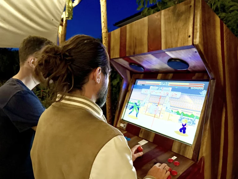 Partie sur la borne d'arcade PHP Arcade pendant l'Afterwork Gourmand AGAT